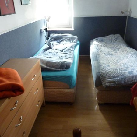Allenby2 B&B Jerusalém Quarto foto